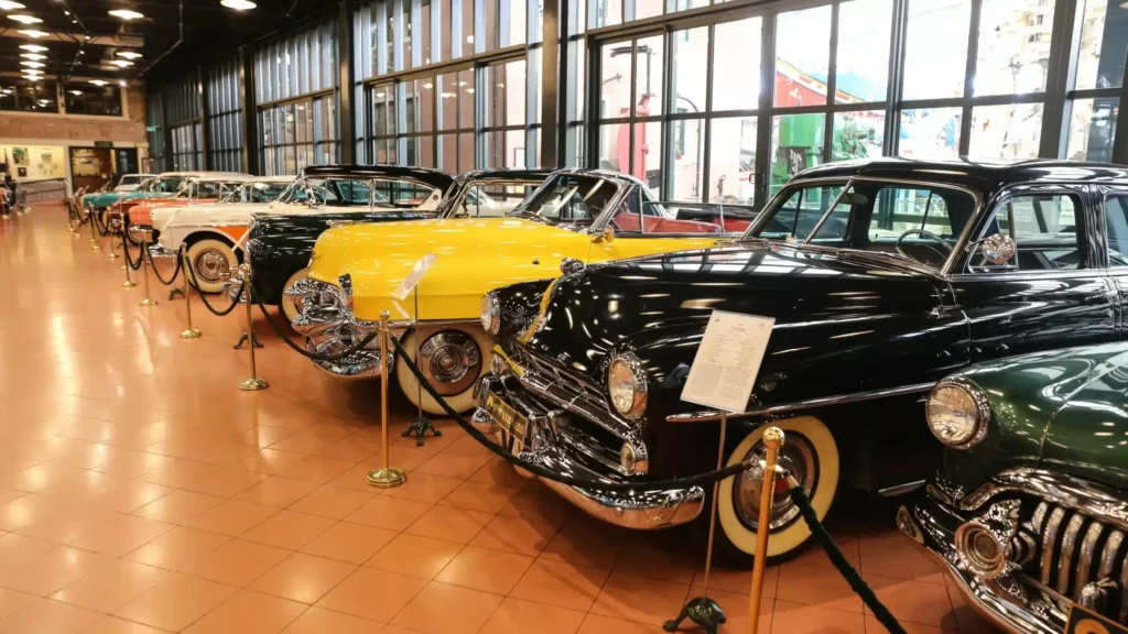 Benchmarking Classic Car Museums in GCC 